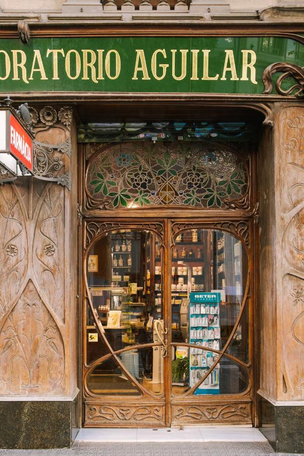 فندق Sonder Paseo De Gracia برشلونة المظهر الخارجي الصورة Pharmacy in Paris