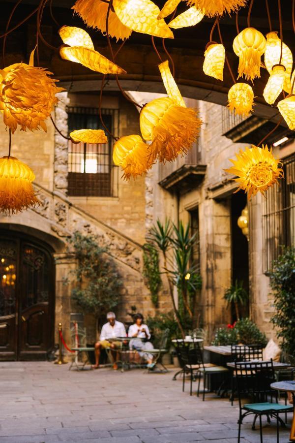 فندق Sonder Paseo De Gracia برشلونة المظهر الخارجي الصورة The courtyard of the Palau Solterra